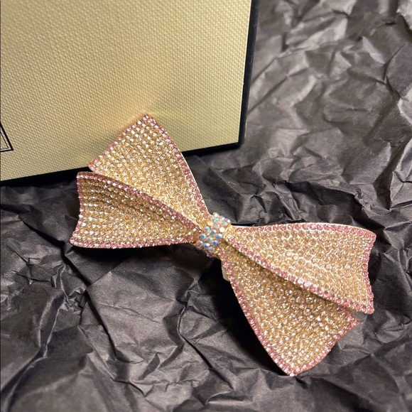 Hair Clips - Picture 3 of 4